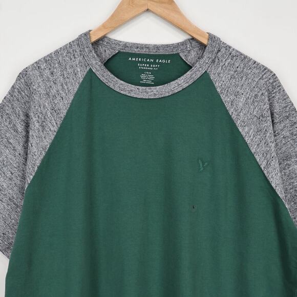 American Eagle Men's Green Super Soft Standard Fit T Shirt Size Large NWT - Picture 2 of 7